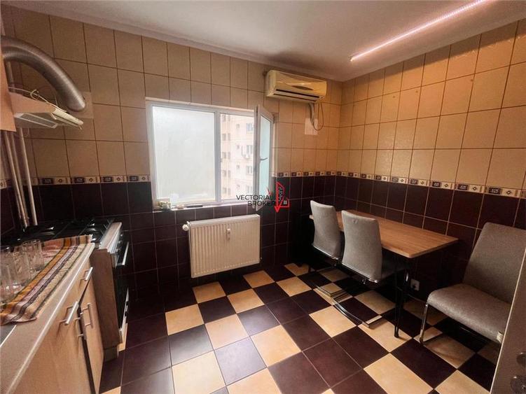 2 camere, decomandat, Decebal, Metrou Piata Muncii comision 0