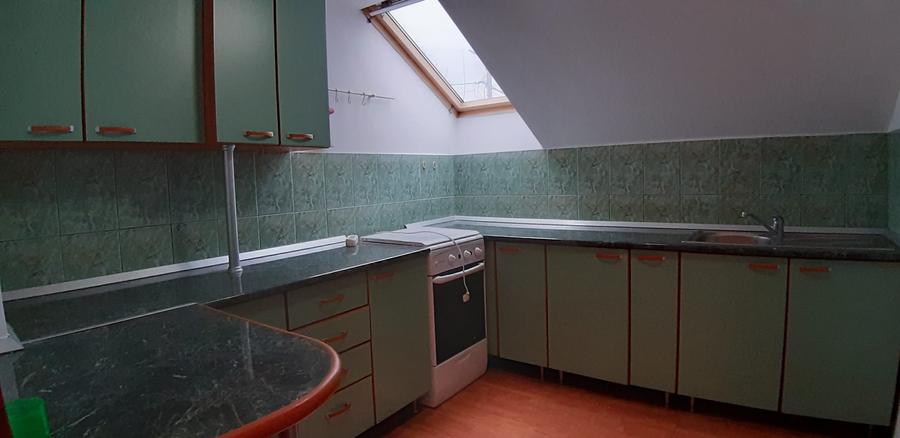 Vand casa cu spatiu comercial, teren 1207 mp, Cristesti, Mures