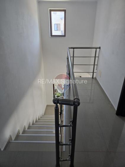 De Vânzare Casă - Duplex cu 3 camere - 21