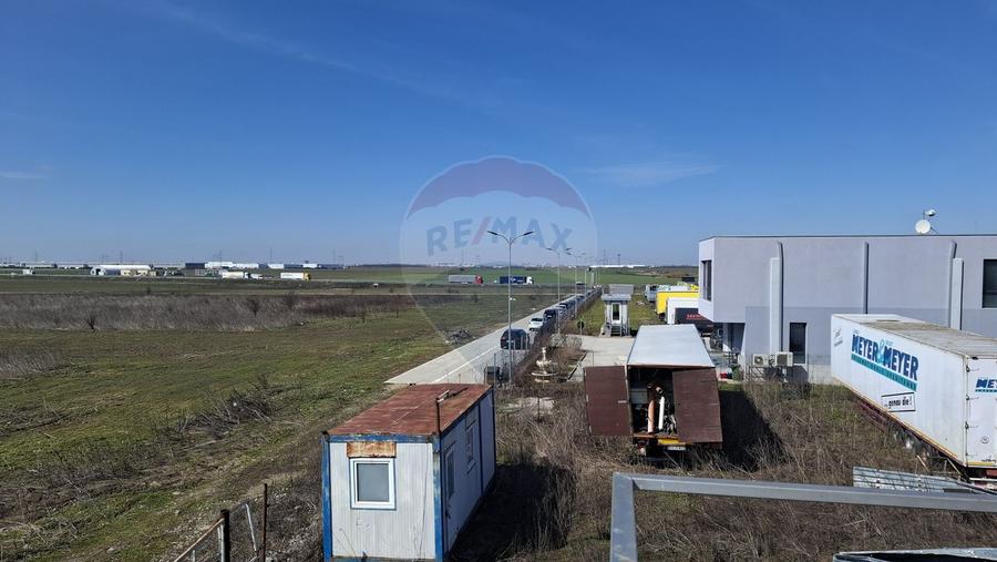 Teren intravilan 15.107mp | Include hală P+1|Utilitati pe teren|Glina