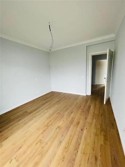 Casa Vila Duplex NOUA 5 camere Otopeni curte proprie acces privat