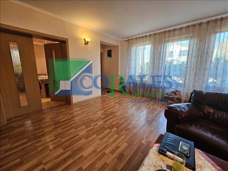 Casa individuala. Zona Aradului. Suprafete generoase.