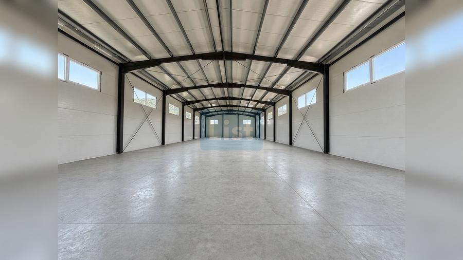HALĂ in constructie, 580 mp , TEREN 1.800 mp ! GILĂU