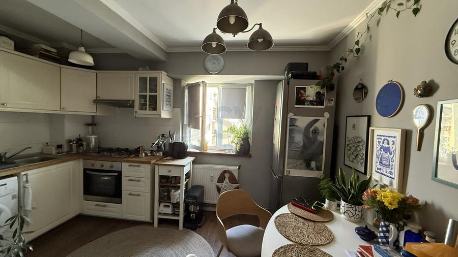 REA1024380 Apartament 3 camere I Mobilat I Unirii