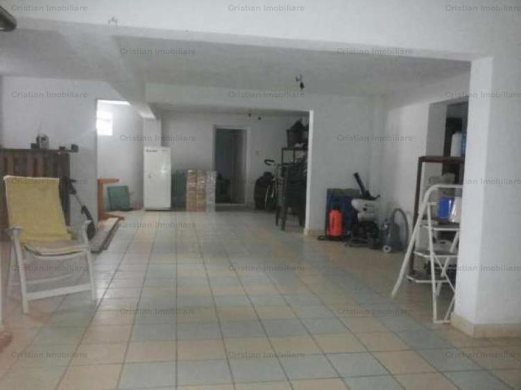 Vila 456mp utili  zona Plantelor