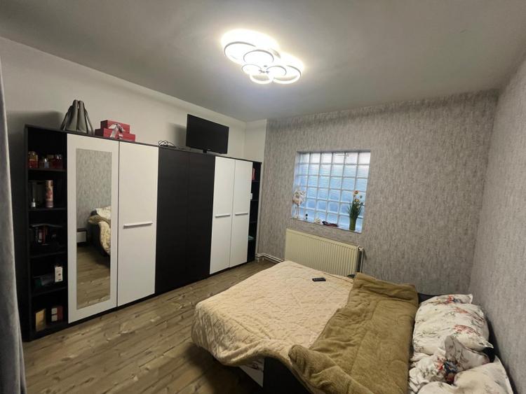 Casă complet mobilată și utilată, 468 mp teren, Bariera Vâlcii - zona Toamnei