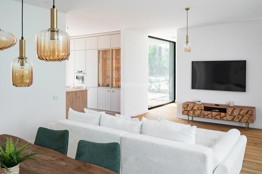 Vilă Premium în Amber Forest – Urban Villa 10 | 5 Camere