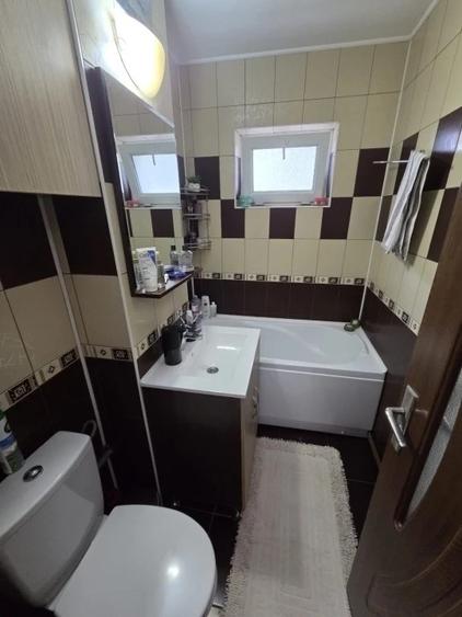 Etaj 3/4 - Apartament 3 camere - mobilat + utilat - Dacia Bicaz