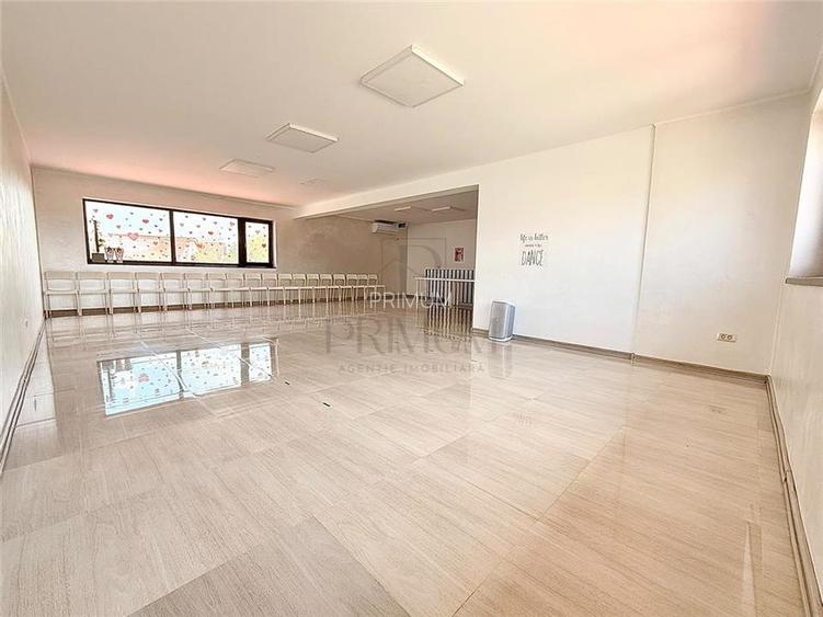 Spatiu generos in Mosnita Noua ideal pentru activitati, cursuri, dansuri, yoga s - 7