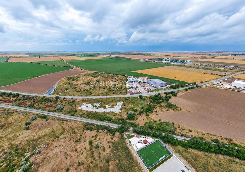Constanta - Ovidiu - Teren 6000 mp vis a vis de Bit Industries - 2