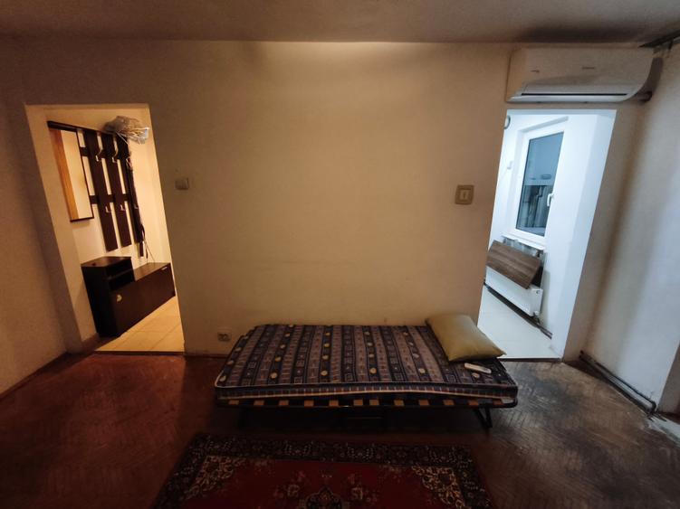 Sagului- Piata Doina 3 camere 350 euro