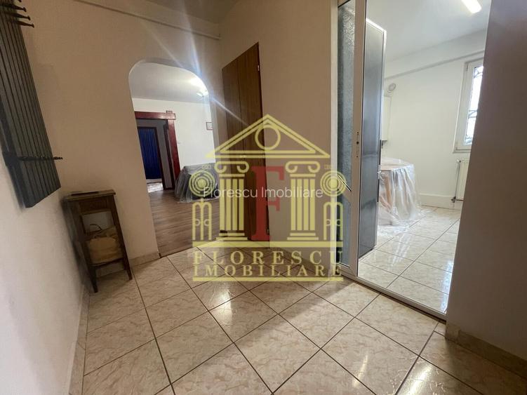 Apartament cu 2 camere! Podu Ros! - 9