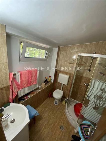 Casa cu 3 Camere si Gradina - Zona Centrala - 10