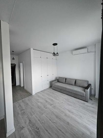 Apartament cu 1 camera, decomandat, zona Tatarasi, etaj 10/12