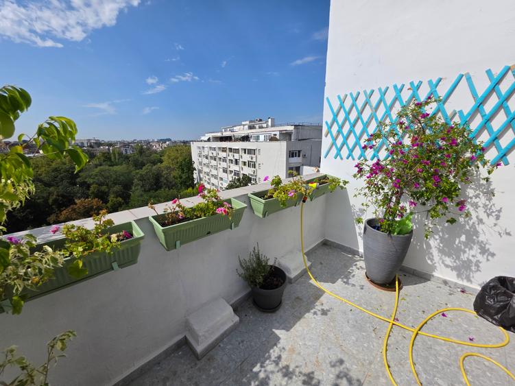 3 camere cu terasa si vedere superba in Cismigiu – Brezoianu centrala proprie