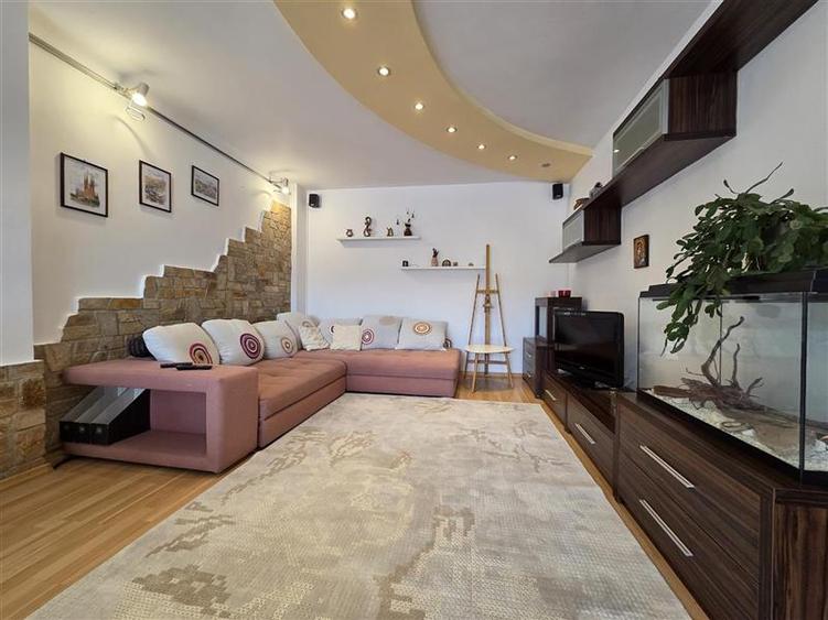 Apartament superb cu priveliste bulevardul Grivitei