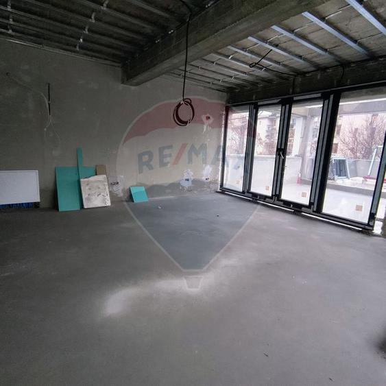 Spatiu birouri premium 380 mp | 3 niveluri | Zona Vitan – Dristor