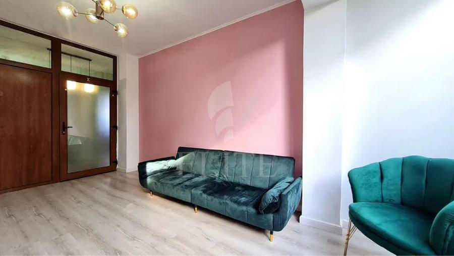 Apartament 3 camere în zona INTERSERVISAN