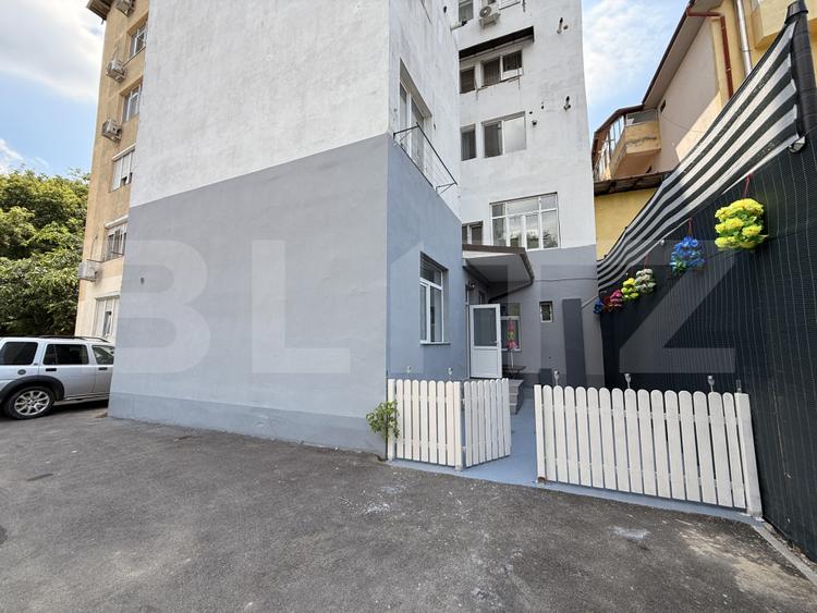 Apartament 3 camere cu 3 băi, bloc nou, terasă, zona Rocadă, Brazdă