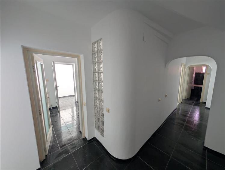 VIDEO! RENOVAT RECENT! AP 3 camere, Calarasi 4, Confort 1, PARTIAL MOBILAT