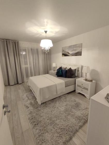 Apartament 2 camere Mihai Bravu-Vitan parcare centrala proprie
