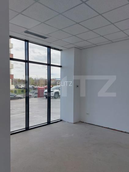 Spațiu de închiriat, la parter, 134 mp utili, zona Noua - 2