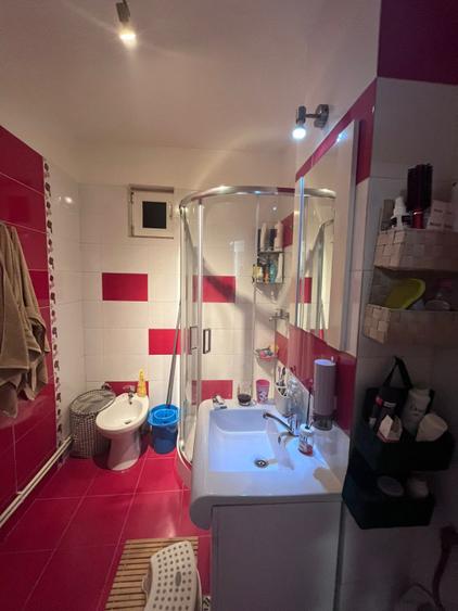 Apartament 3 camere, 71.62 mp, zona Lapus