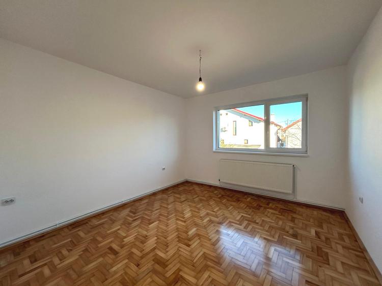Proprietate versatila pentru locuit sau investitie - 203 mp, 8 camere - SEBES
