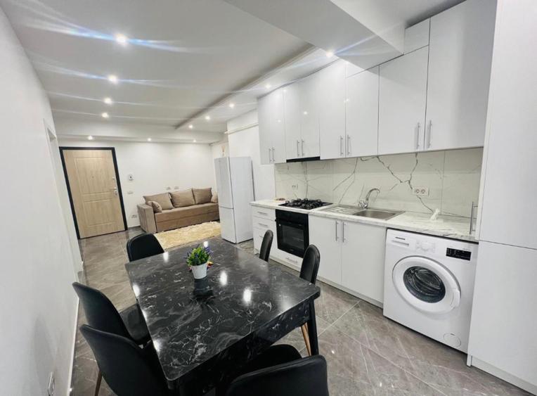 Apartament mdern de inchiriat ,2 camere, bloc nou, Radauti