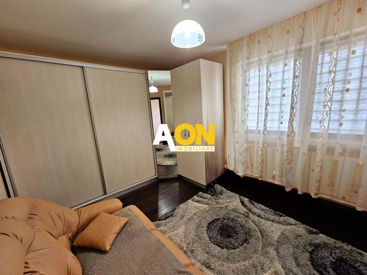 Casa 5 camere, 870 mp teren, mobilata, utilata, zona Cetate