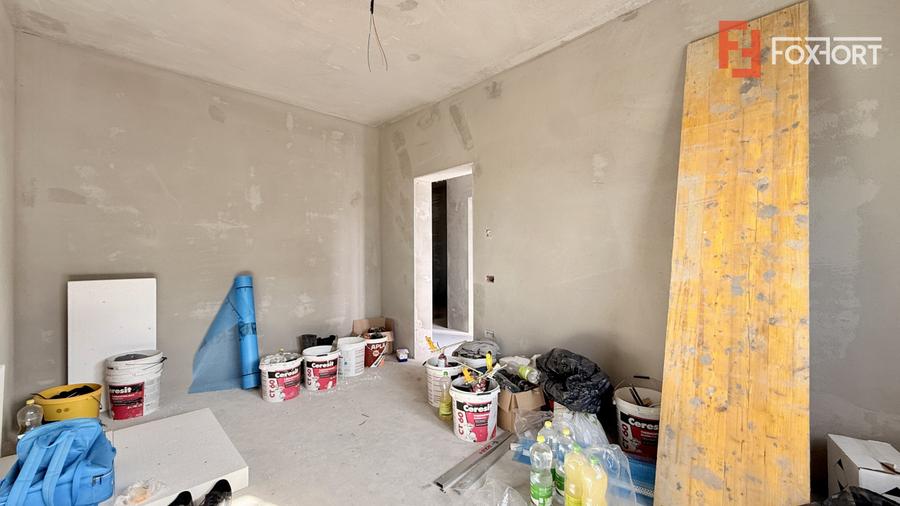 Duplex de vanzare 3 camere + pod mansardabil - Mosnita Veche