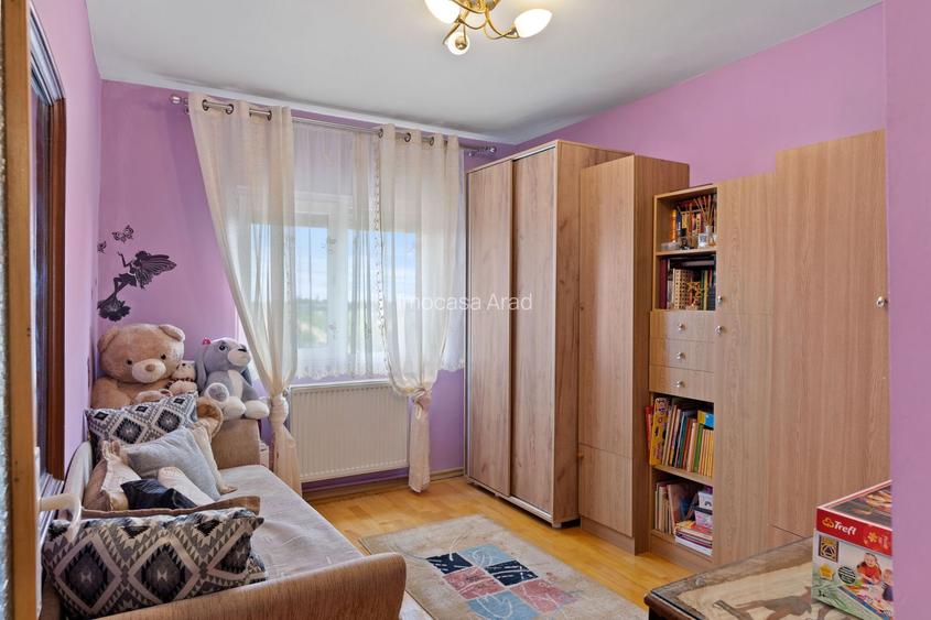 De vânzare Apartament 3 camere Mobilat si utilat., et. 3/4 Alfa, Arad. - 7