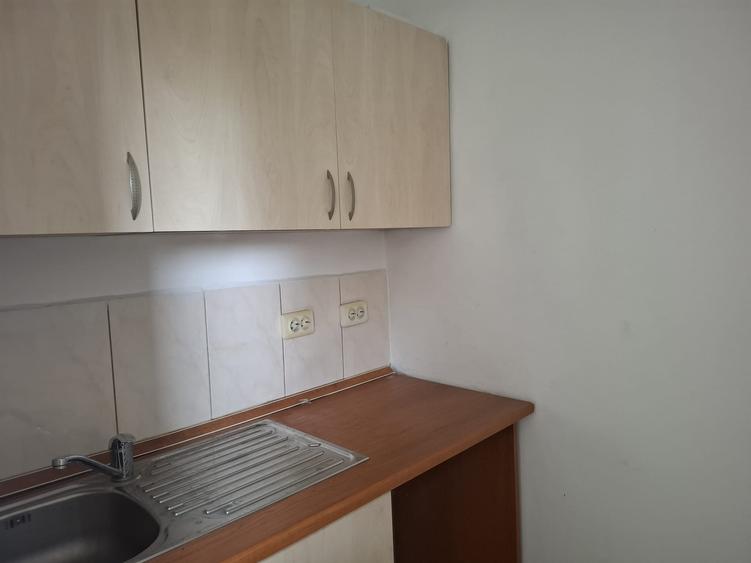 Apartament cu 3 camere de inchiriat in zona Piata Alba Iulia - Burebista