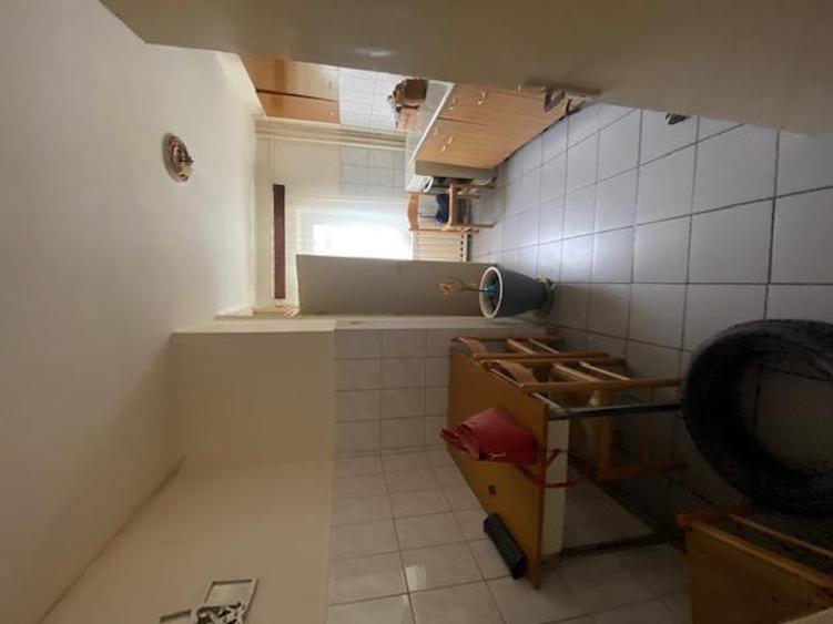 Ap. 3 camere, Lunca.