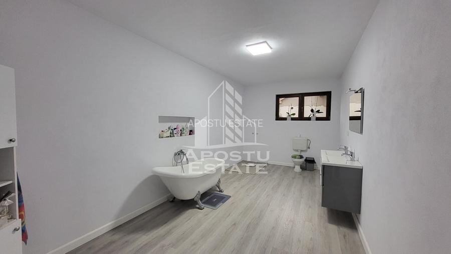 Casa individuala cu 4 camere,2 garaje si teren generos Pischia - 22