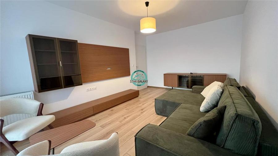 Vand apartament cu 2 camere in Complexul Maurer cu loc de parcare