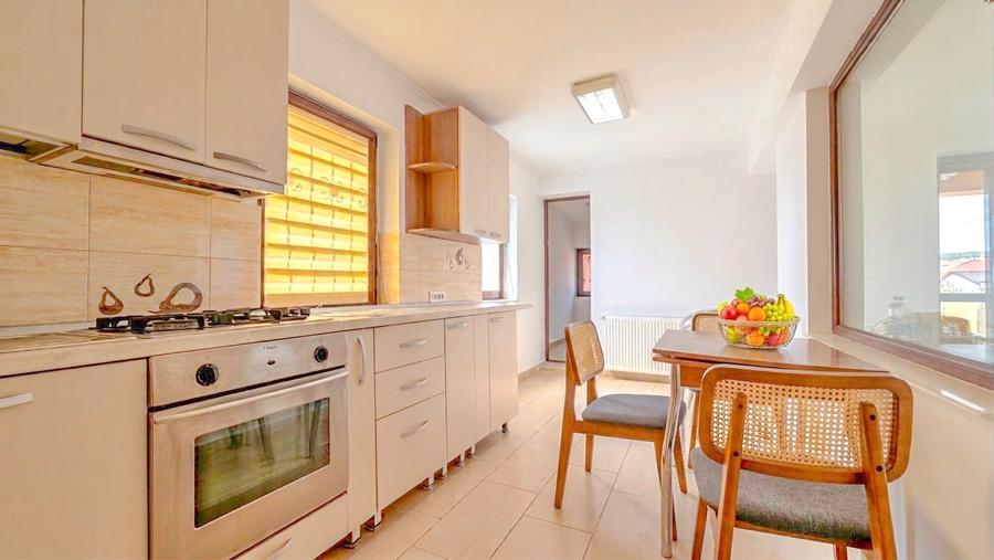 CASĂ TIP DUPLEX CU TEREN DE 175 MP | 121 MP UTILI | 2 LOCURI PARCARE