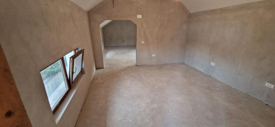 Casă de vânzare, 86 mp, zona Iancu Jianu - Olt