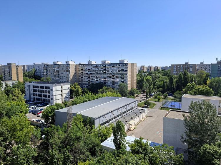 2 camere decomandate, bloc izolat, priveliște superbă - comision 0%!