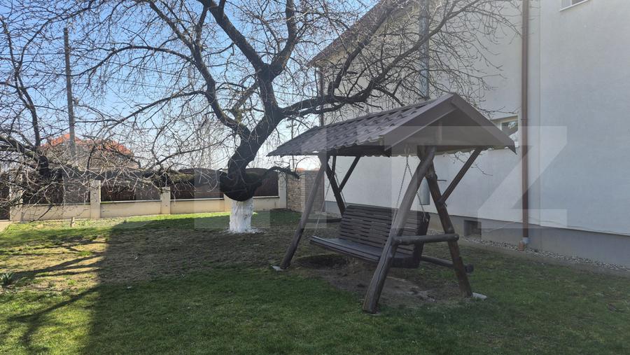 Casa cu 4 dormitoare de vanzare, 180 mp, teren 1487 mp, in Lazuri