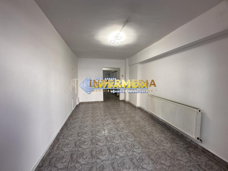 INCHIRIERE Spatiu Comercial CETATE Bulevard 34 mp. Centrala Termopane Contoare - 14