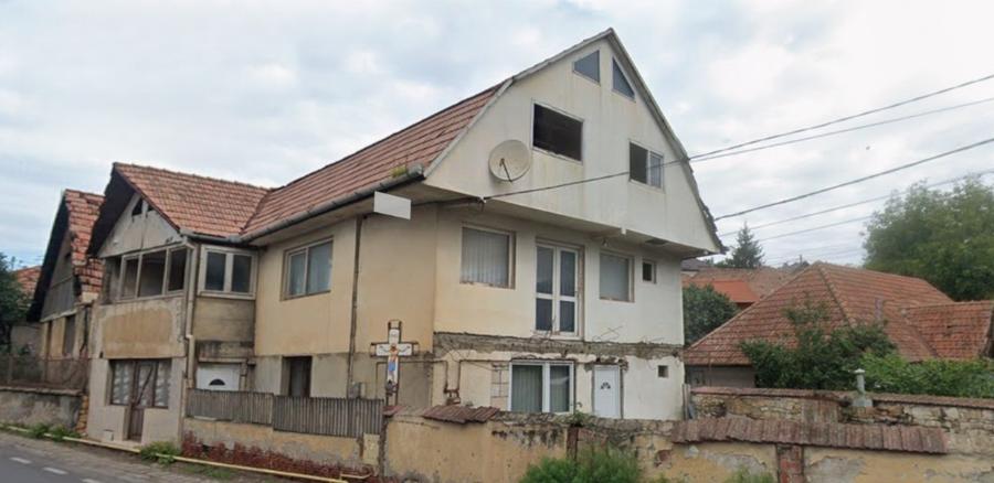 Casa individuala, 5 camere, 320 mp, zona Baciu