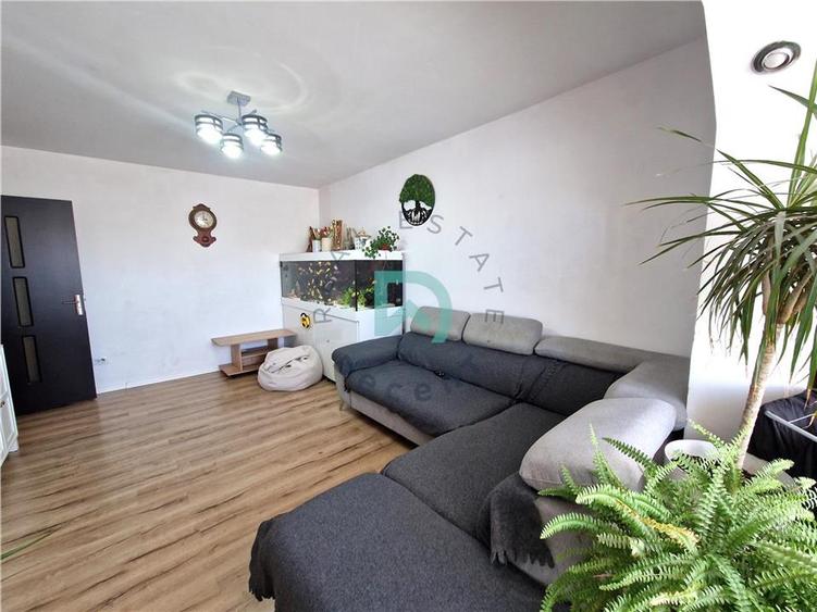 Apartament 3 camere, Tractorul, Brasov