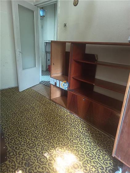 Vânzare garsoniera Găvana 3, etaj 2 4