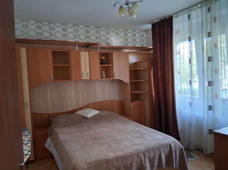 Apartament 2 camere etaj intermediar Podu Ros salubris id.oferta 162263