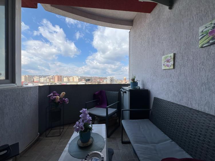 Apartament 3 camere | 65 mp utili + balcon 8 mp + terasa 6 mp | Etaj 8/9 | Mobil