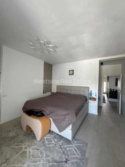Vila impresionanta de vanzare, zona Lunei - 38