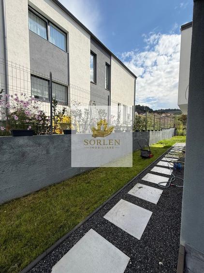 Casa individuala de vanzare - Zona Vivo / Floresti
