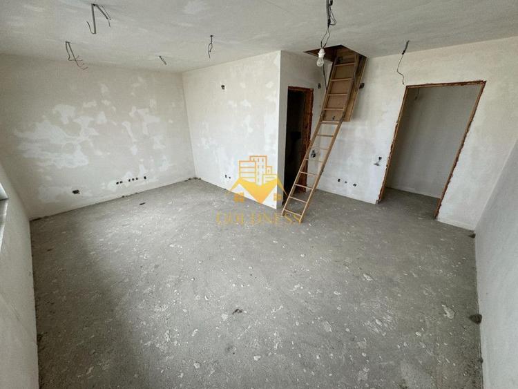 Penthouse, 5 camere, 3 bai, Terasa, 254 mp, bloc nou, Calea Turzii