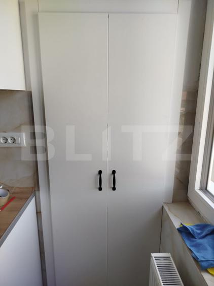 Apartament 3 camere, 65 mp, zona Tractoru